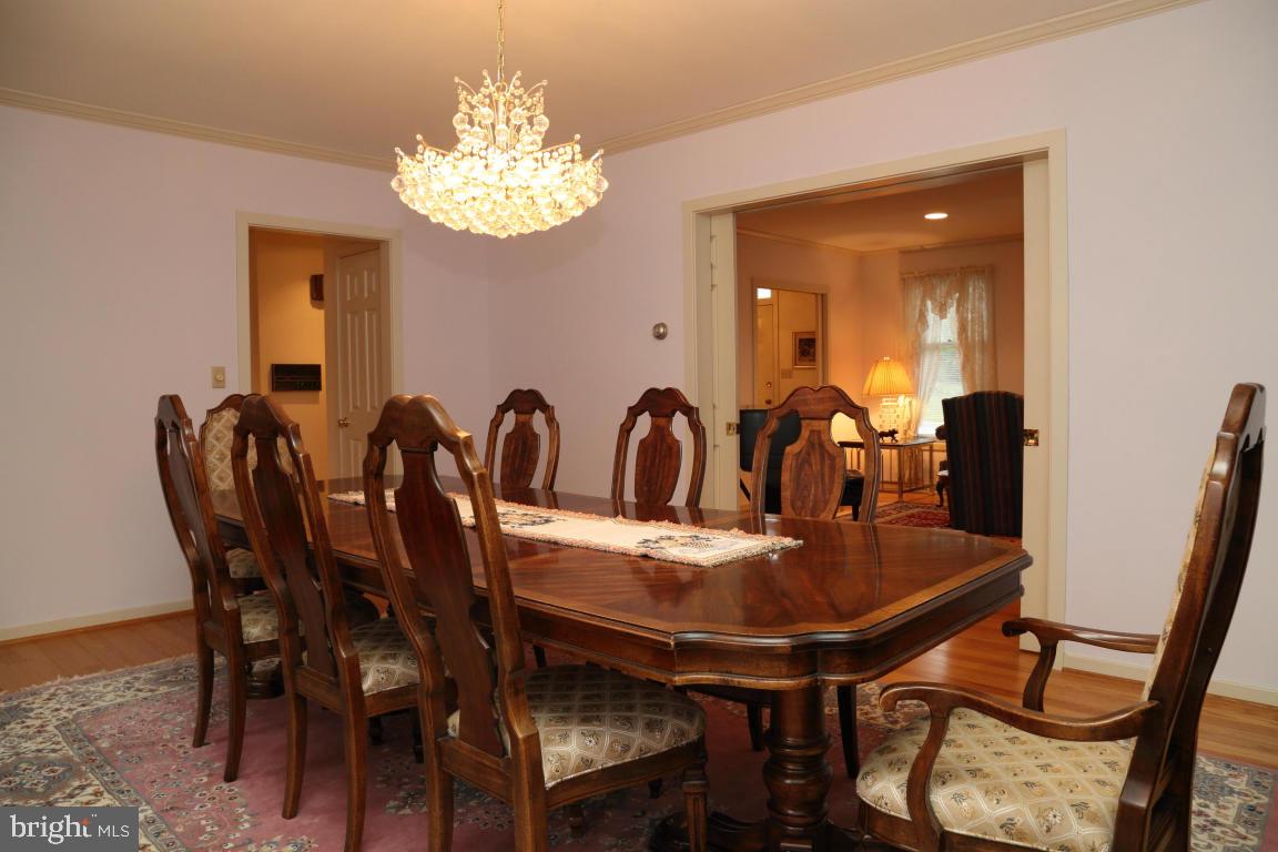 SCHOOL LANE HILLS - Residential