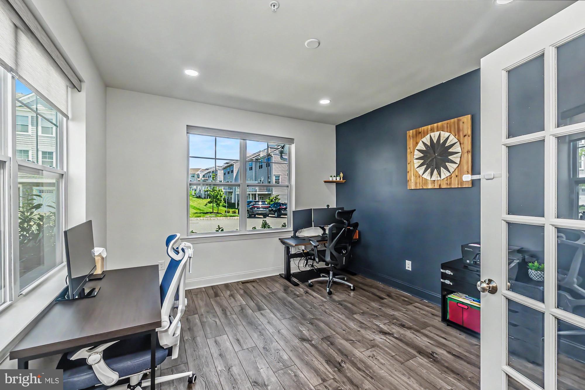 104 LARRABEE WAY