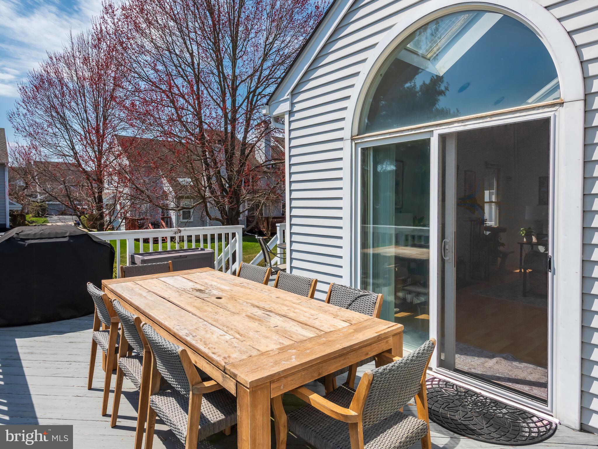 MONTGOMERY GREENE - Residential