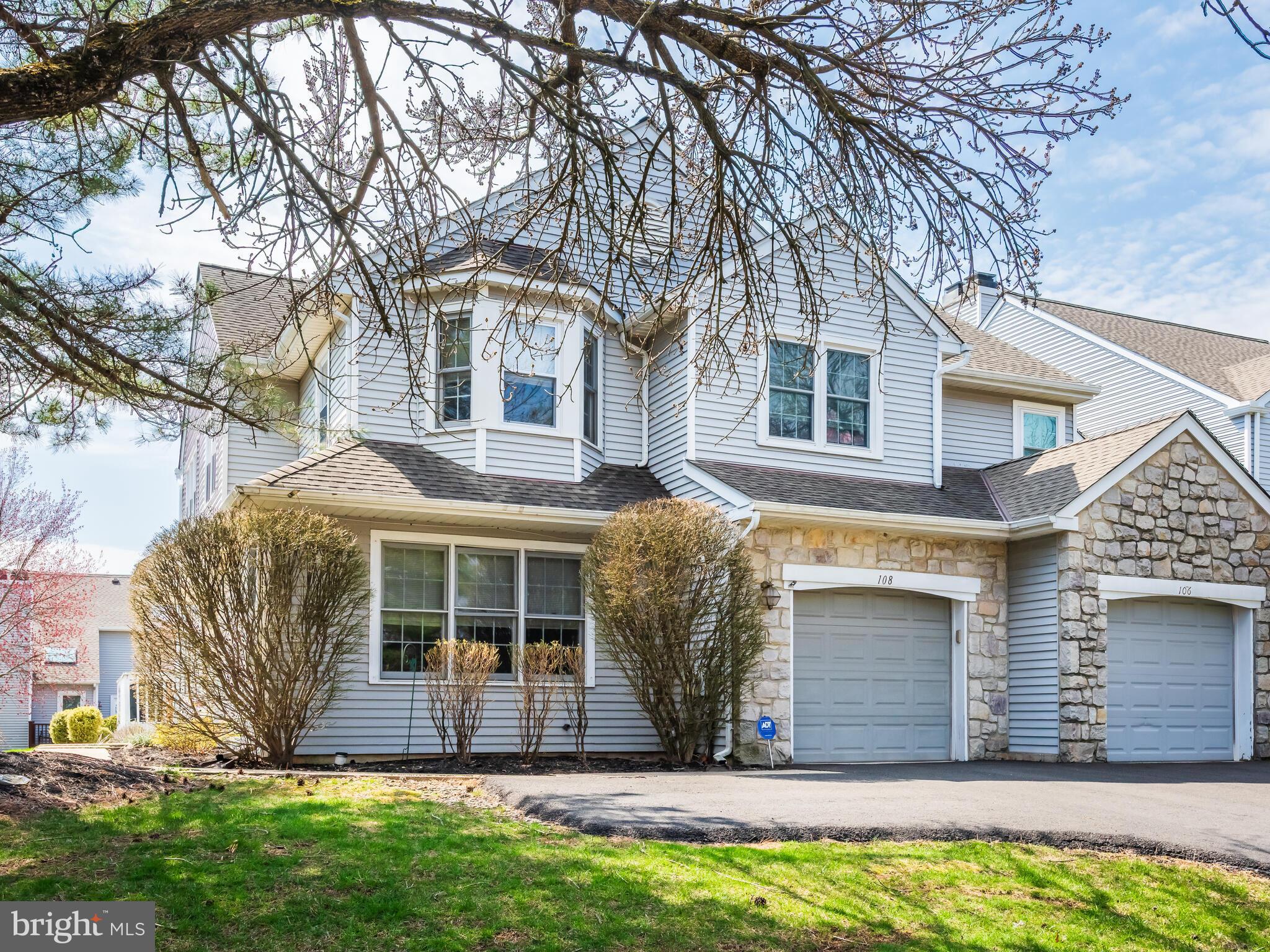 MONTGOMERY GREENE - Residential