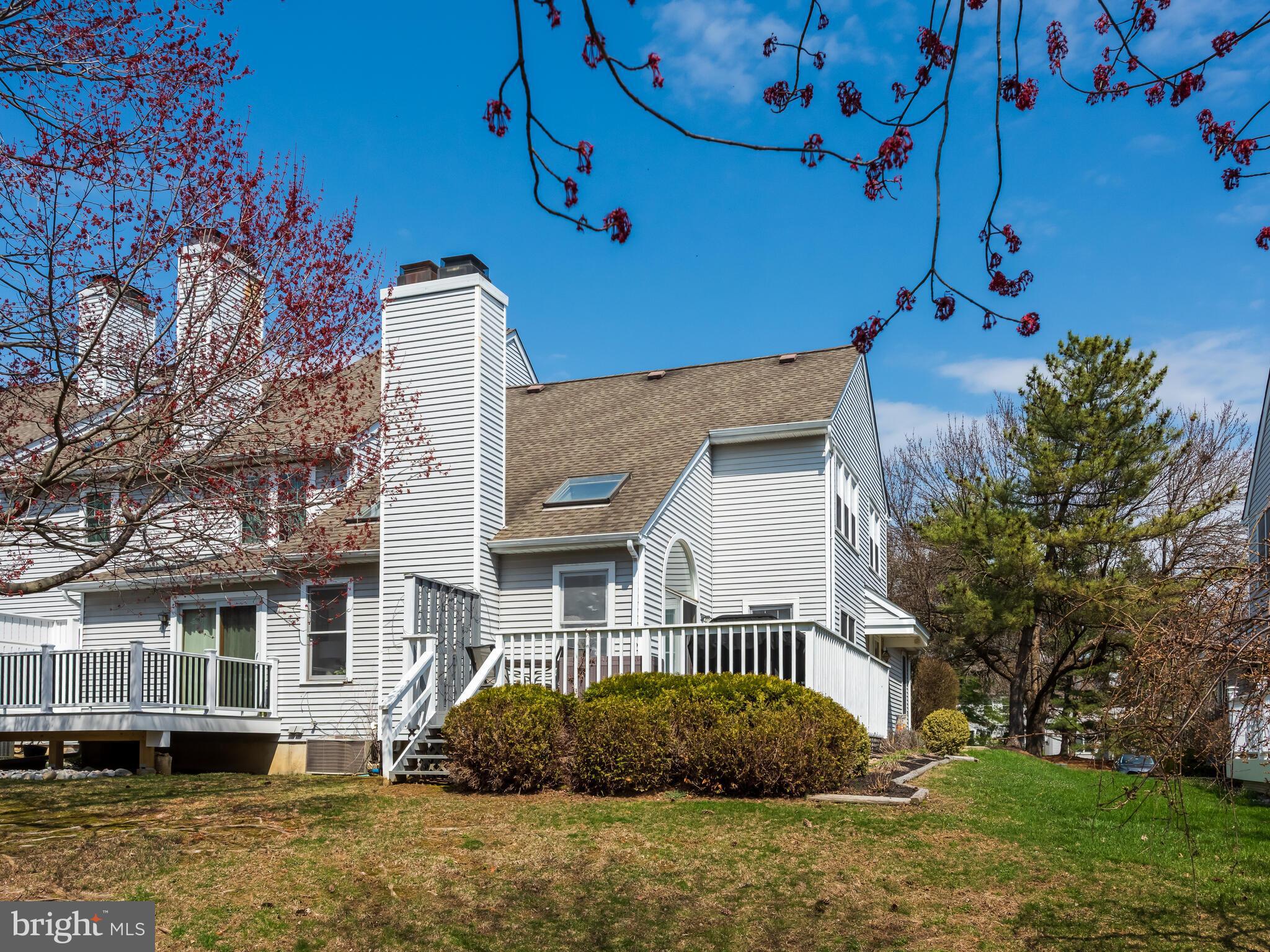 MONTGOMERY GREENE - Residential