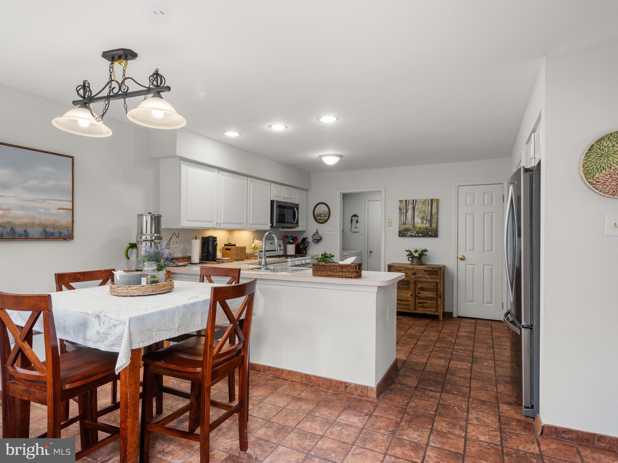 MONTGOMERY GREENE - Residential