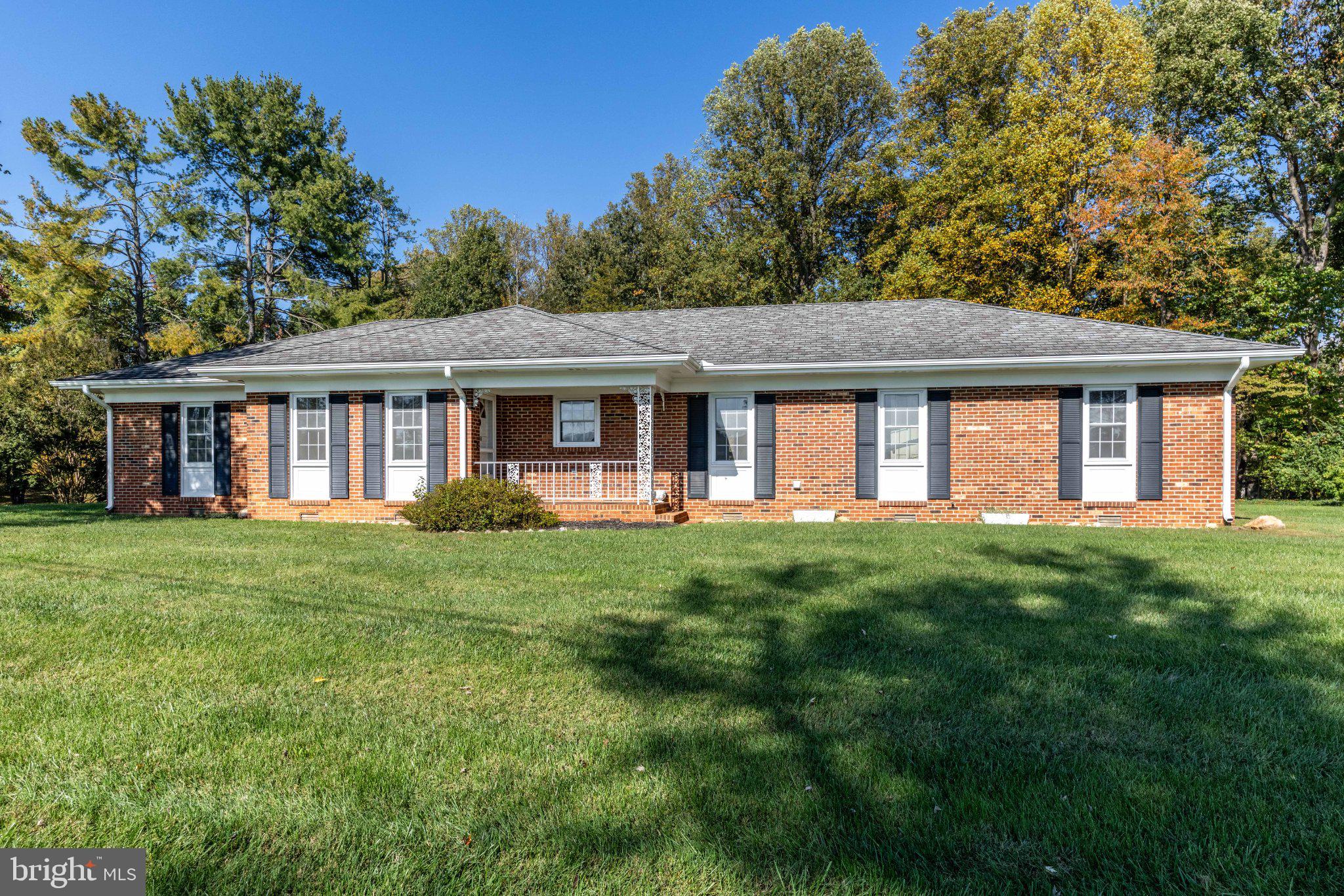 516 MAPLE DRIVE