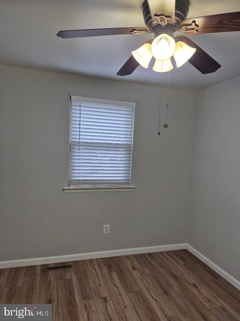 WOODSIDE VIL - Residential