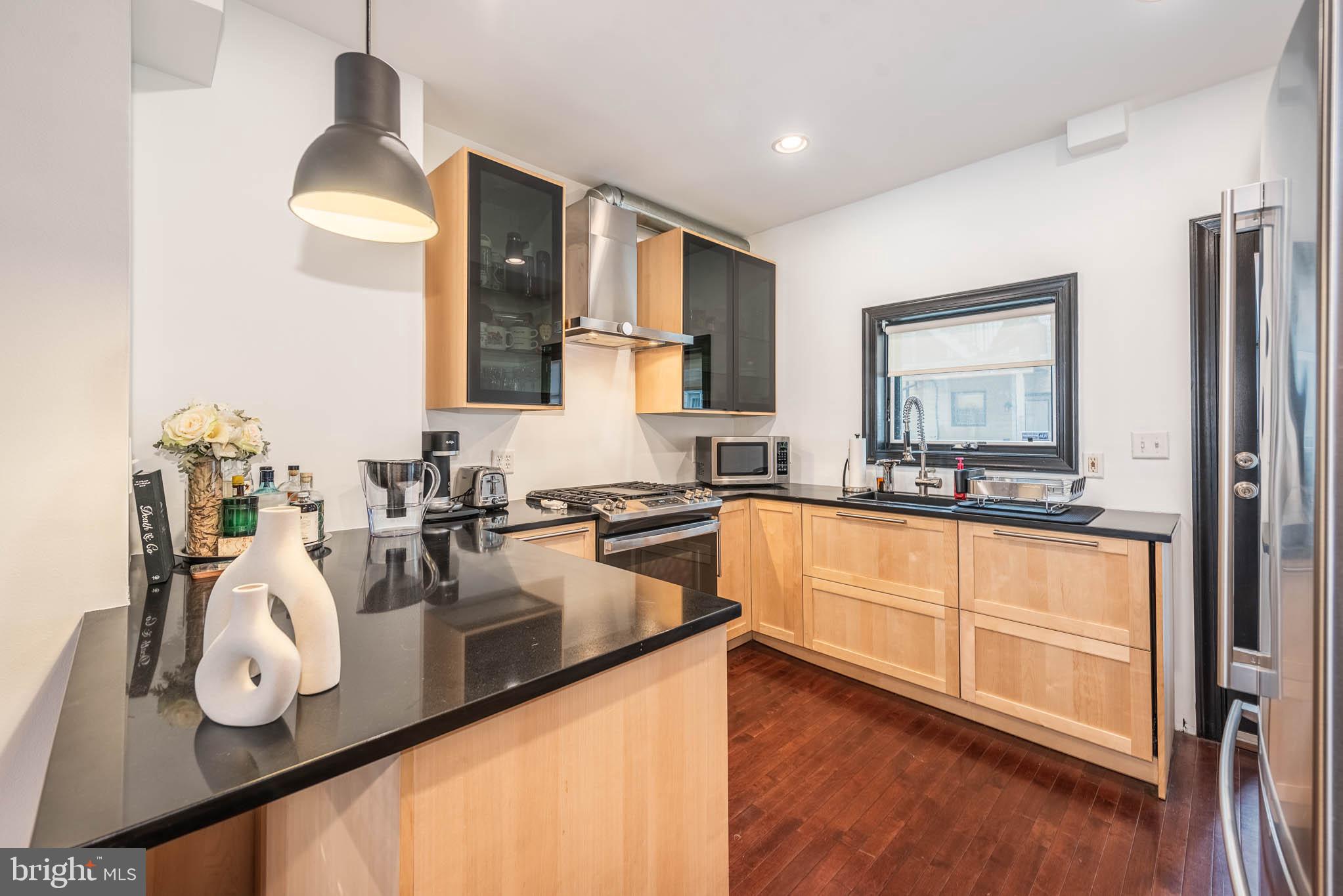 HIGHLANDTOWN - Residential