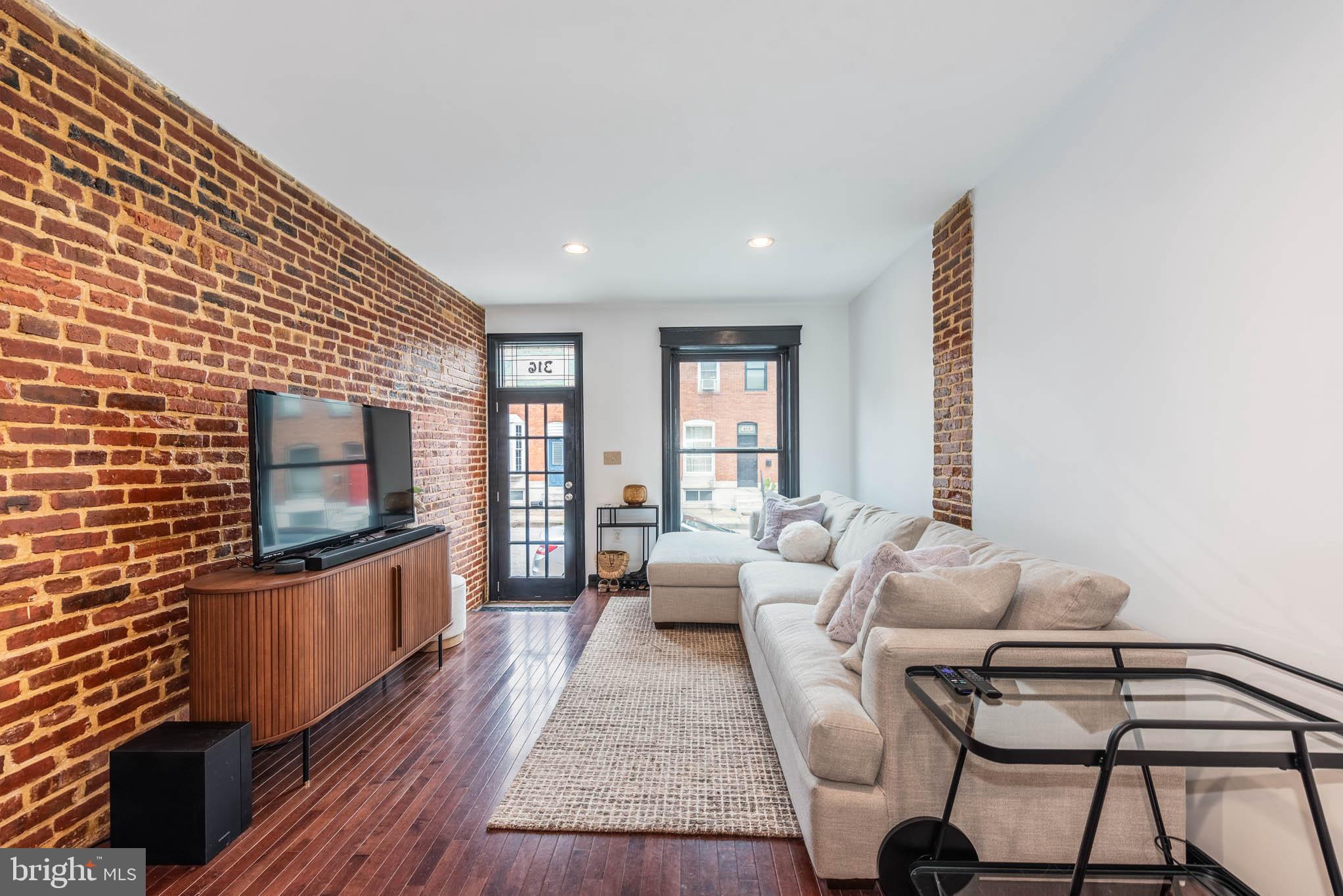 HIGHLANDTOWN - Residential