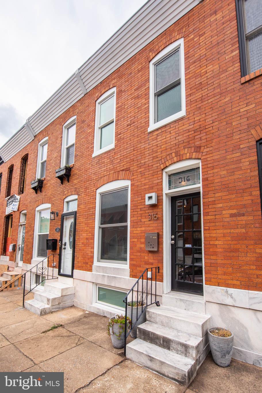 HIGHLANDTOWN - Residential