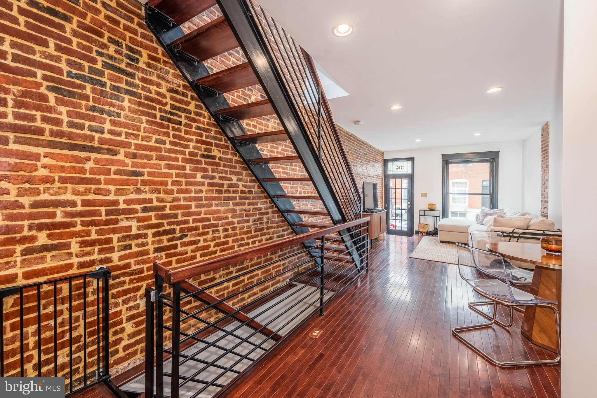 HIGHLANDTOWN - Residential