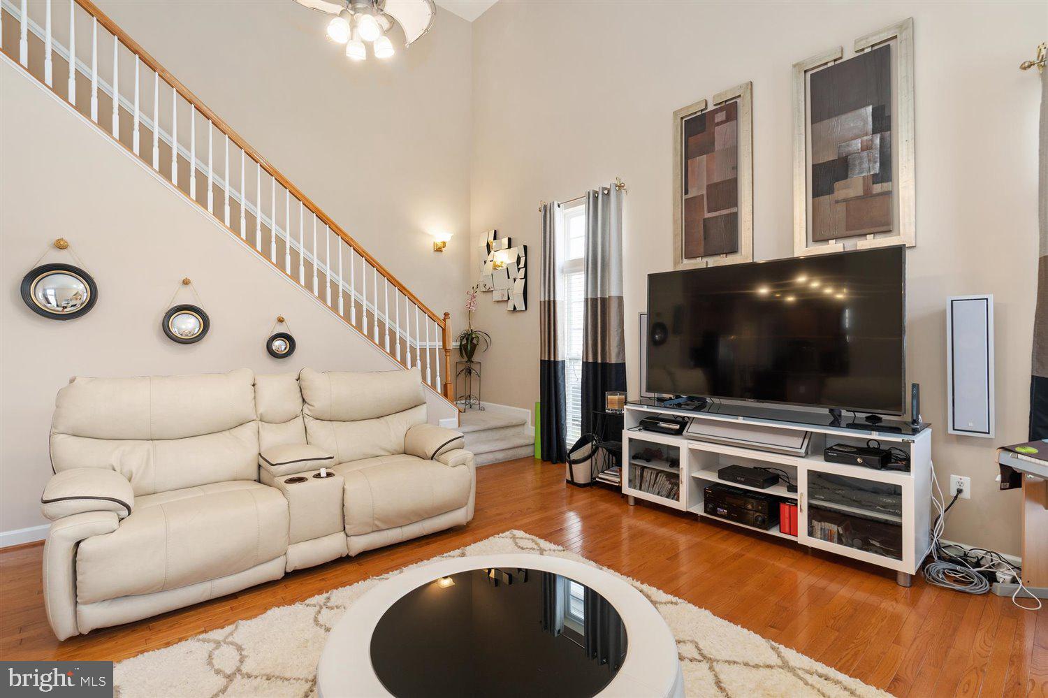 WELLINGTON - Residential