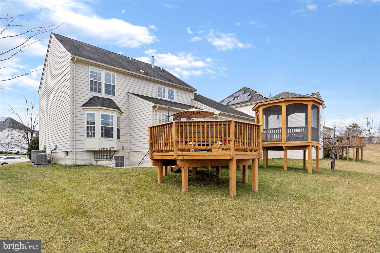 WELLINGTON - Residential