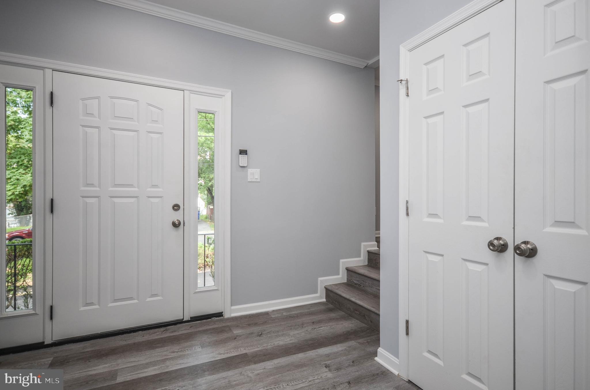 LANDOVER HILLS - Residential