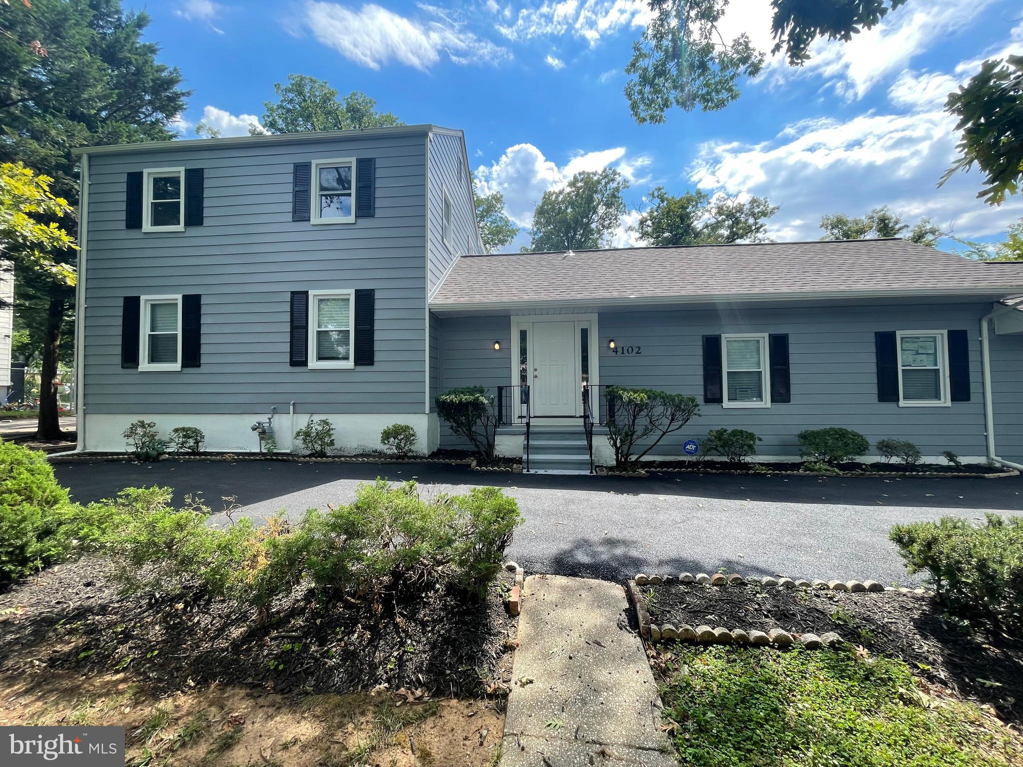 LANDOVER HILLS - Residential