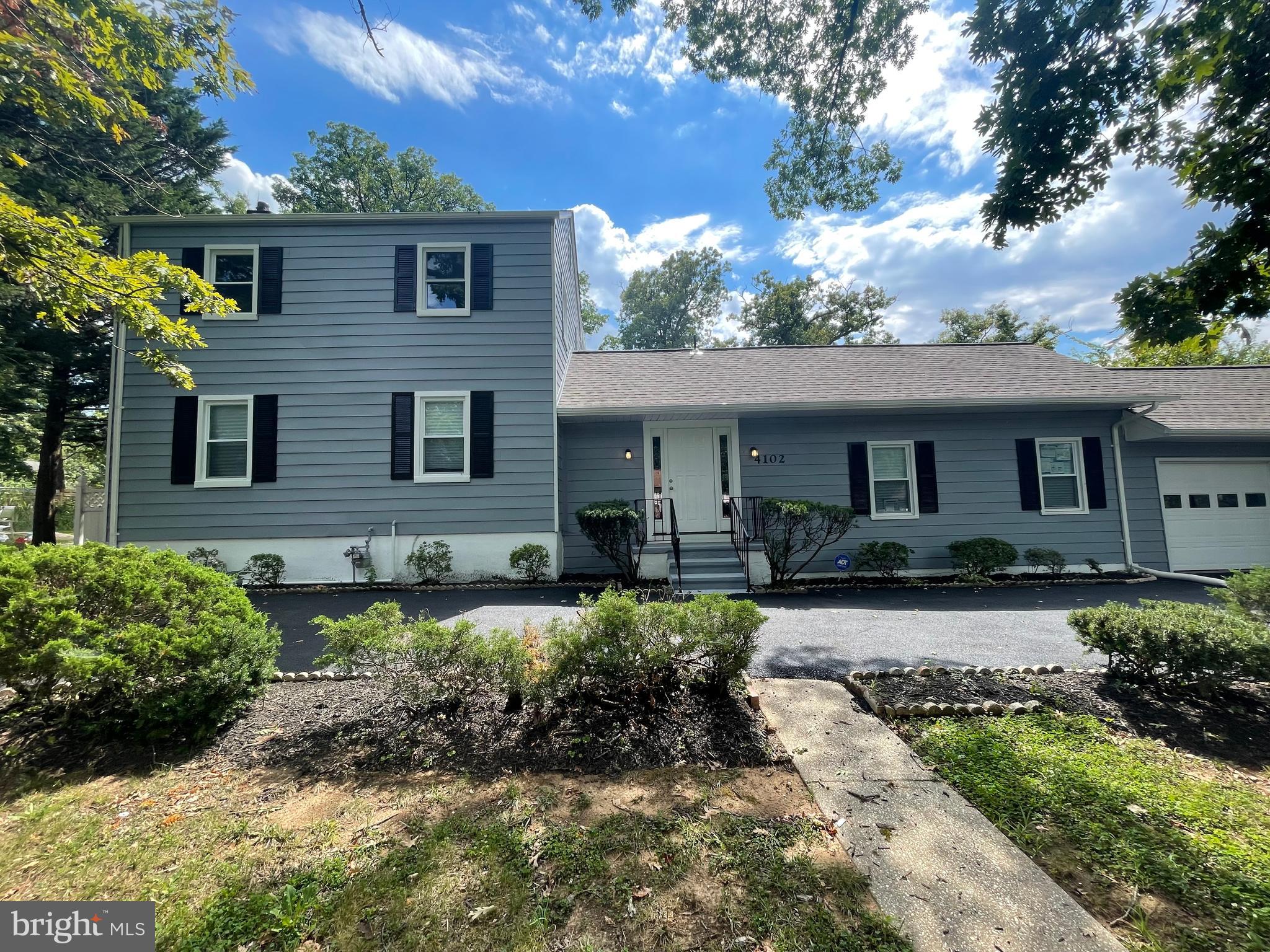 LANDOVER HILLS - Residential