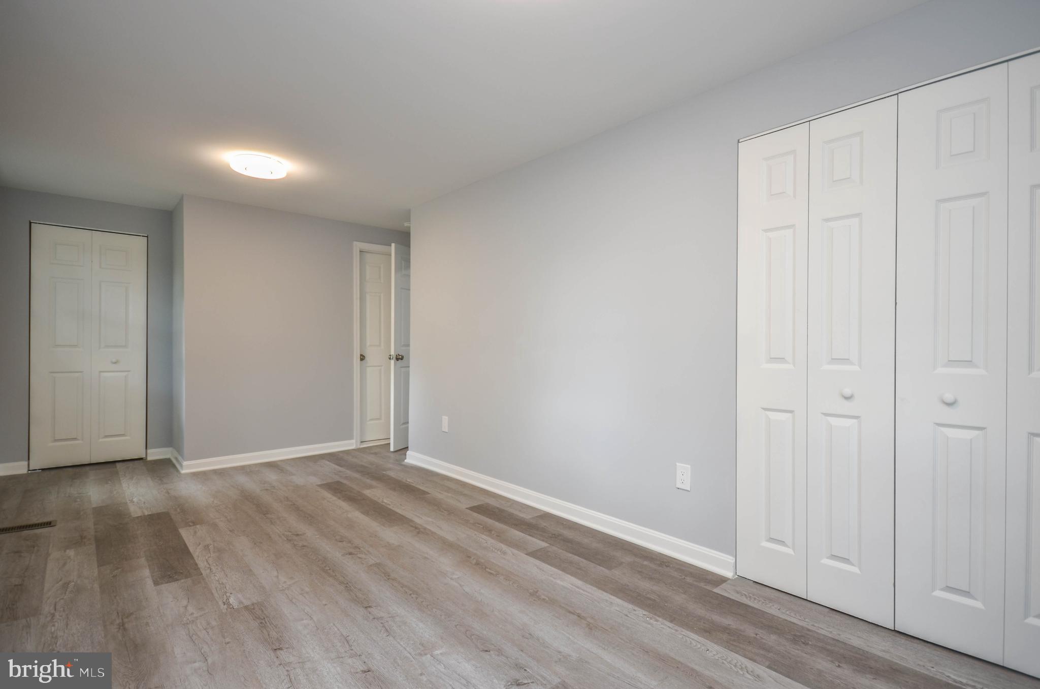 LANDOVER HILLS - Residential