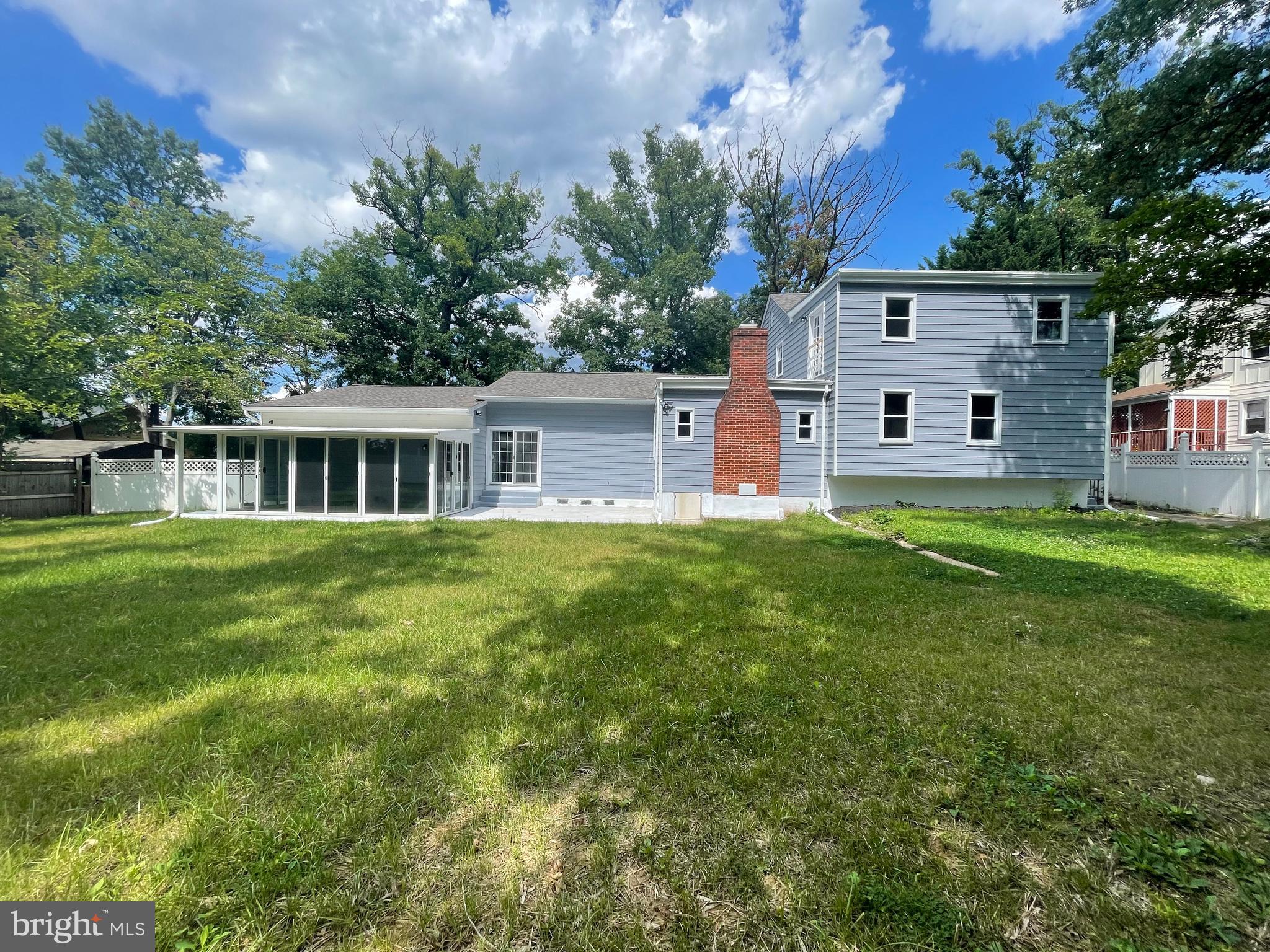 LANDOVER HILLS - Residential