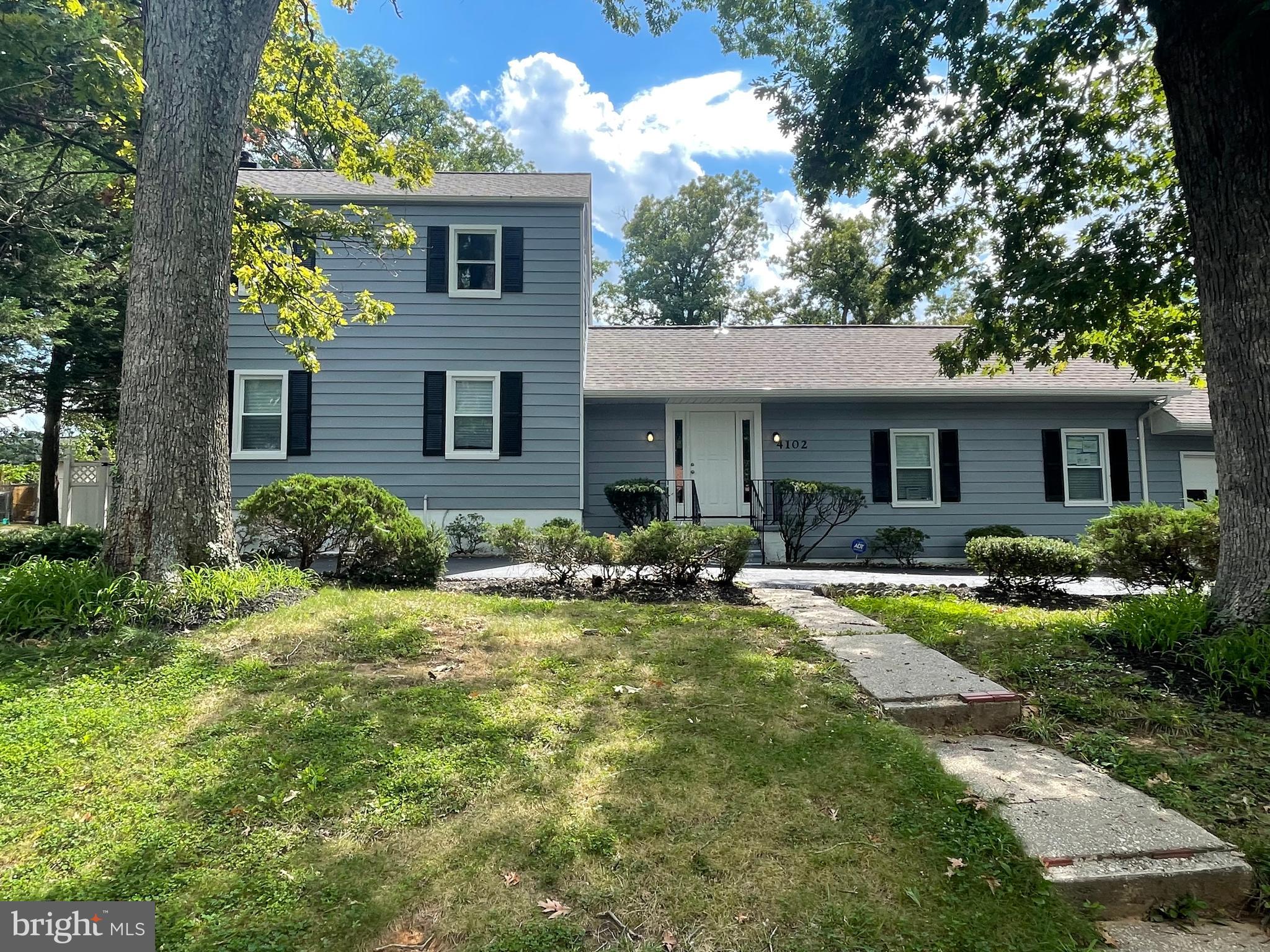 LANDOVER HILLS - Residential