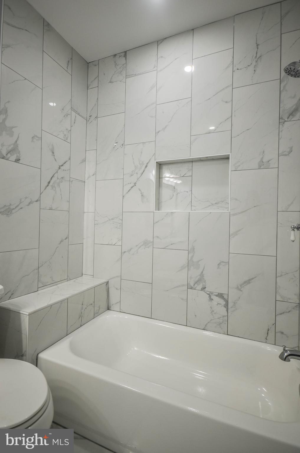 LANDOVER HILLS - Residential