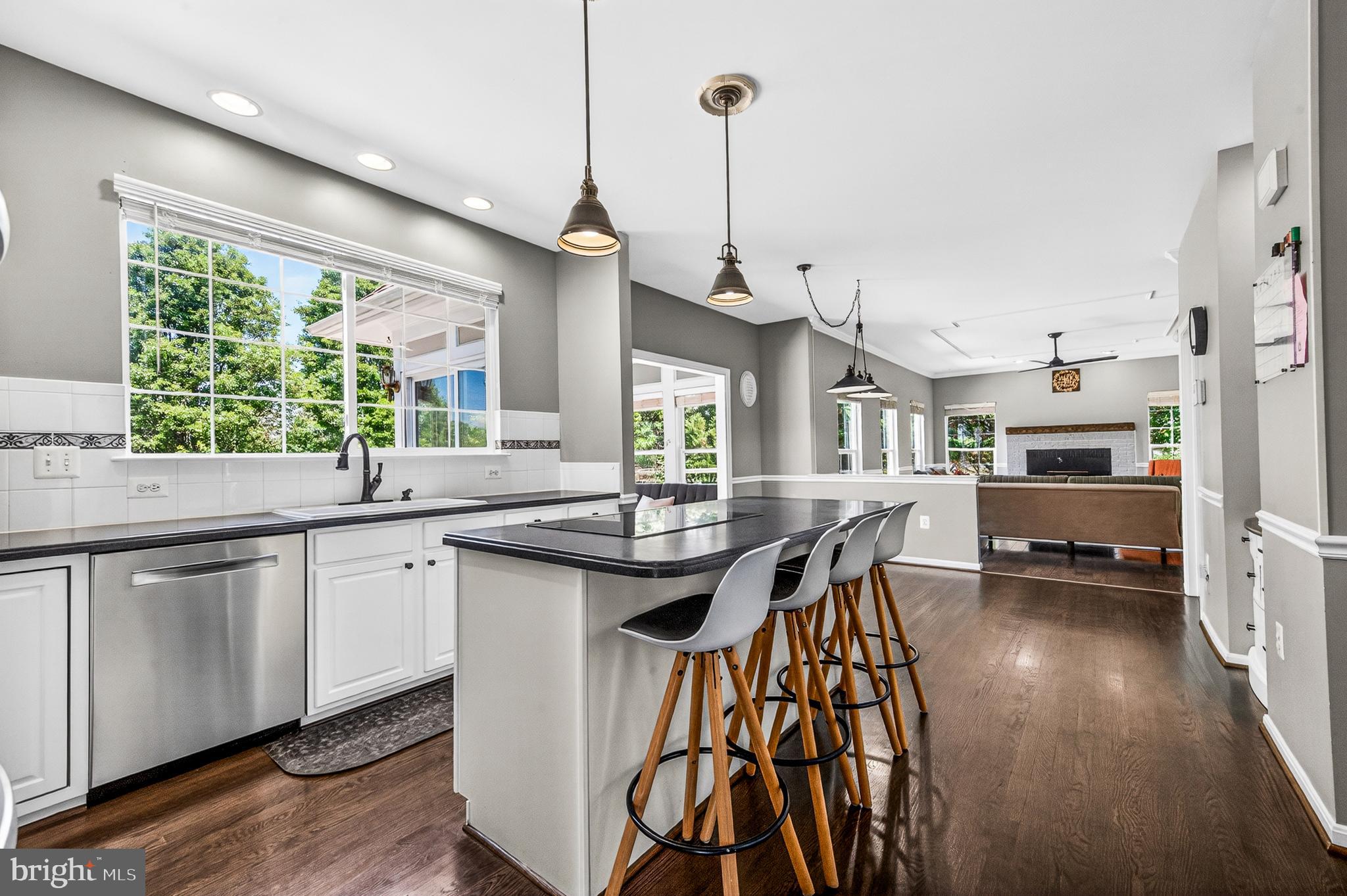 VALLEY SPRINGS - Residential