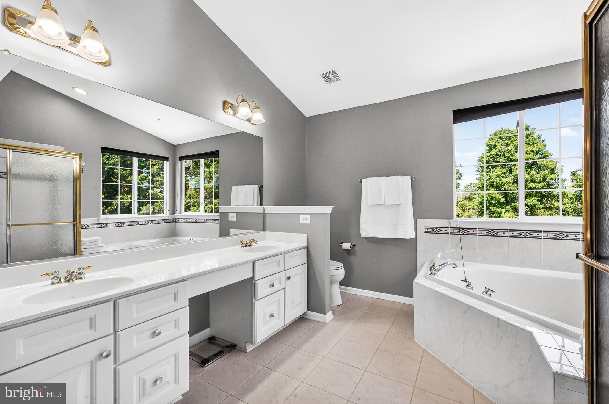 VALLEY SPRINGS - Residential