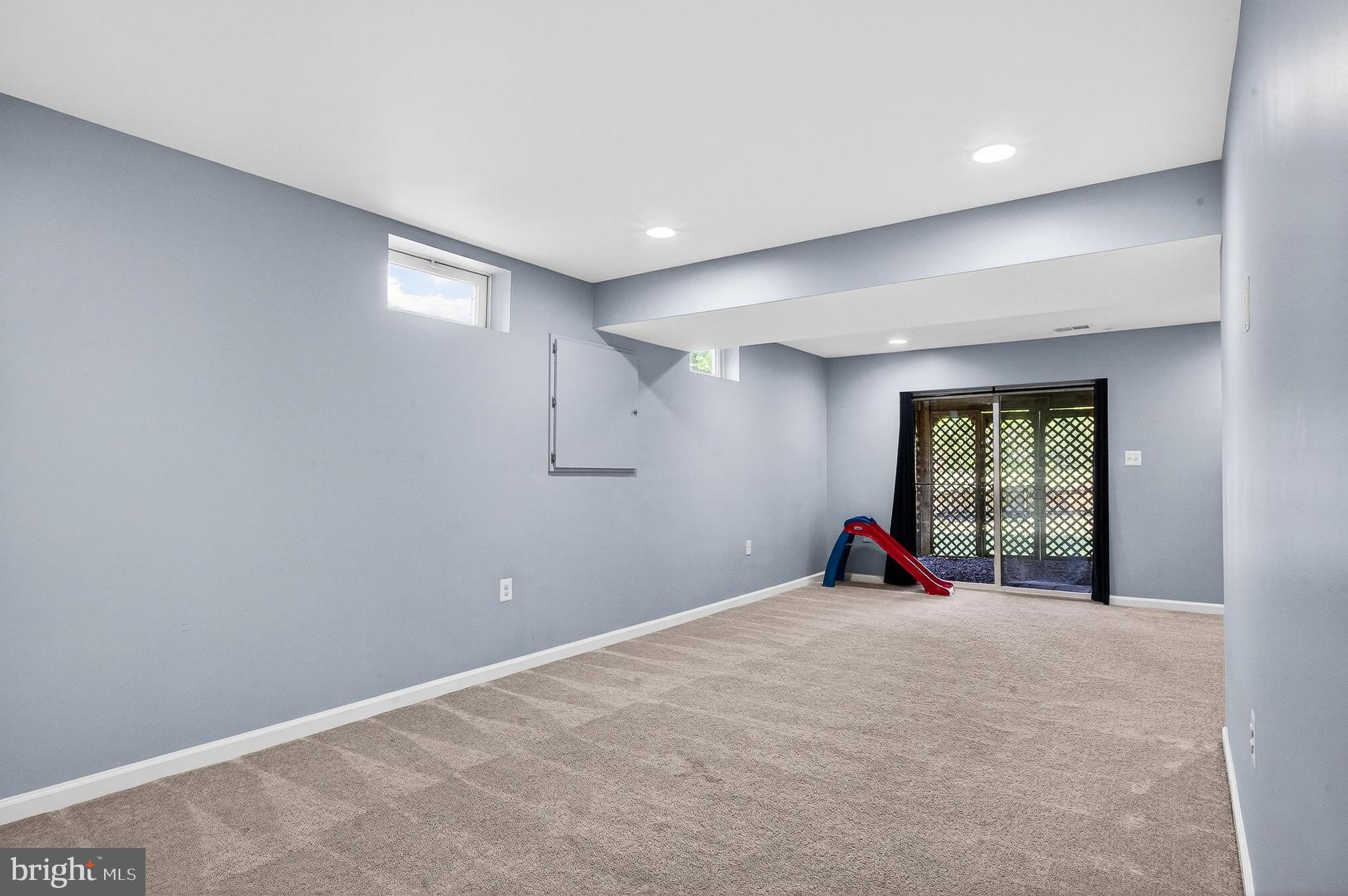 VALLEY SPRINGS - Residential