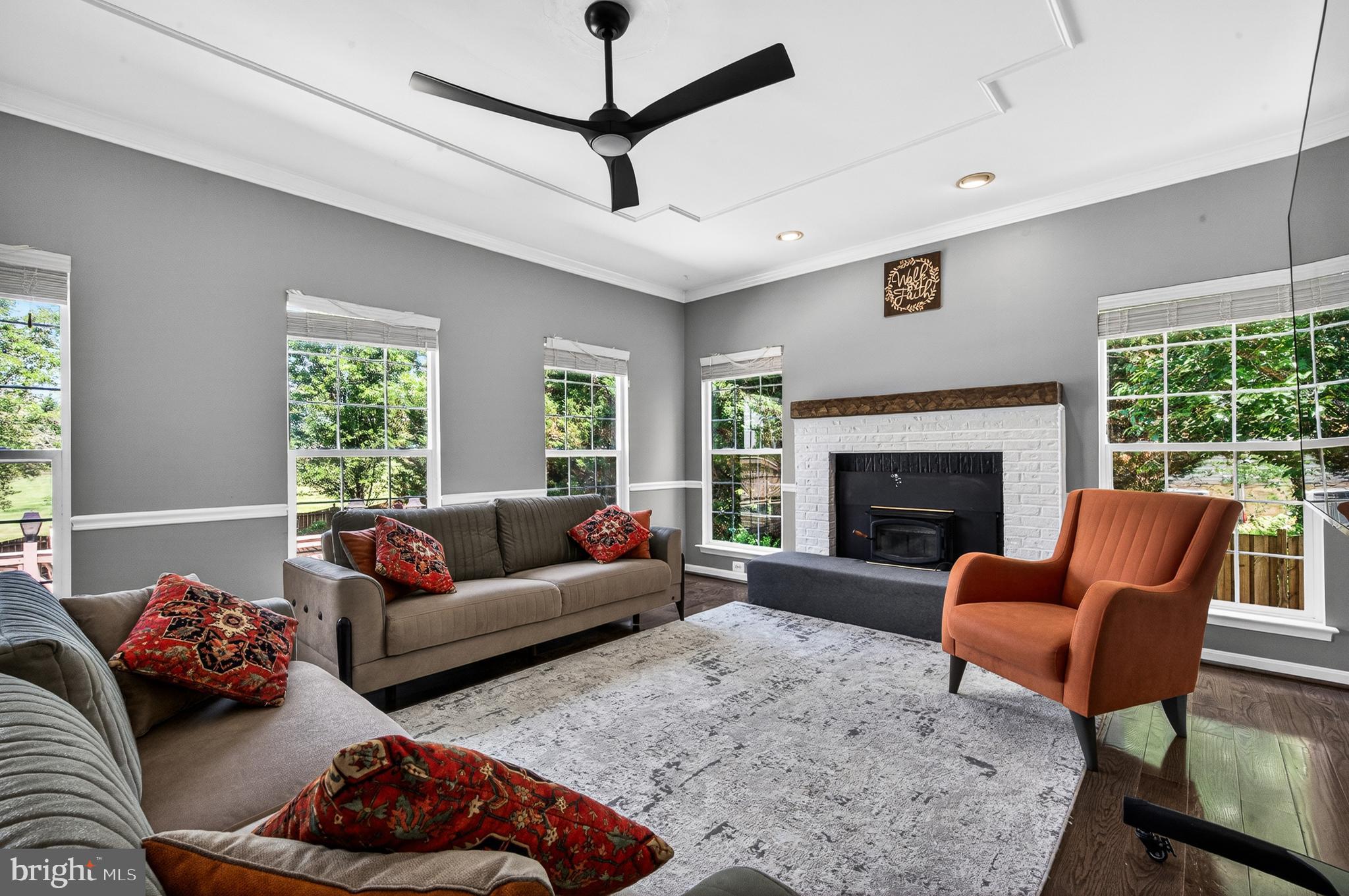 VALLEY SPRINGS - Residential