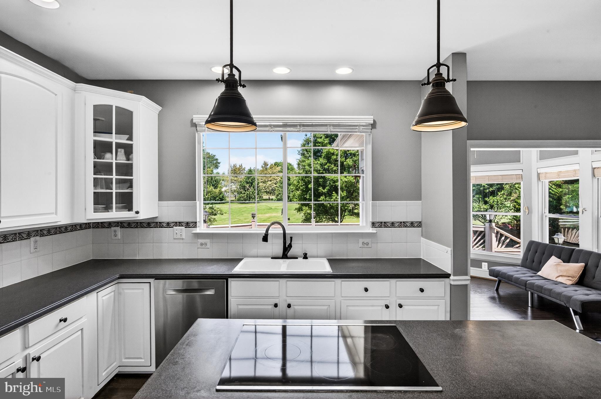 VALLEY SPRINGS - Residential