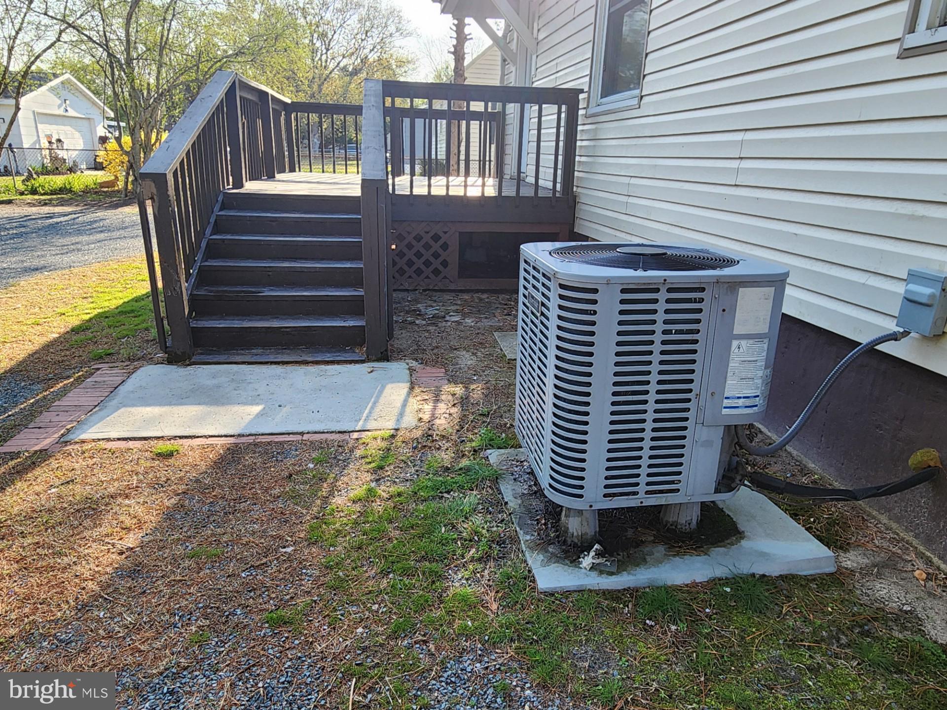 LINCOLN HEIGHTS - Residential