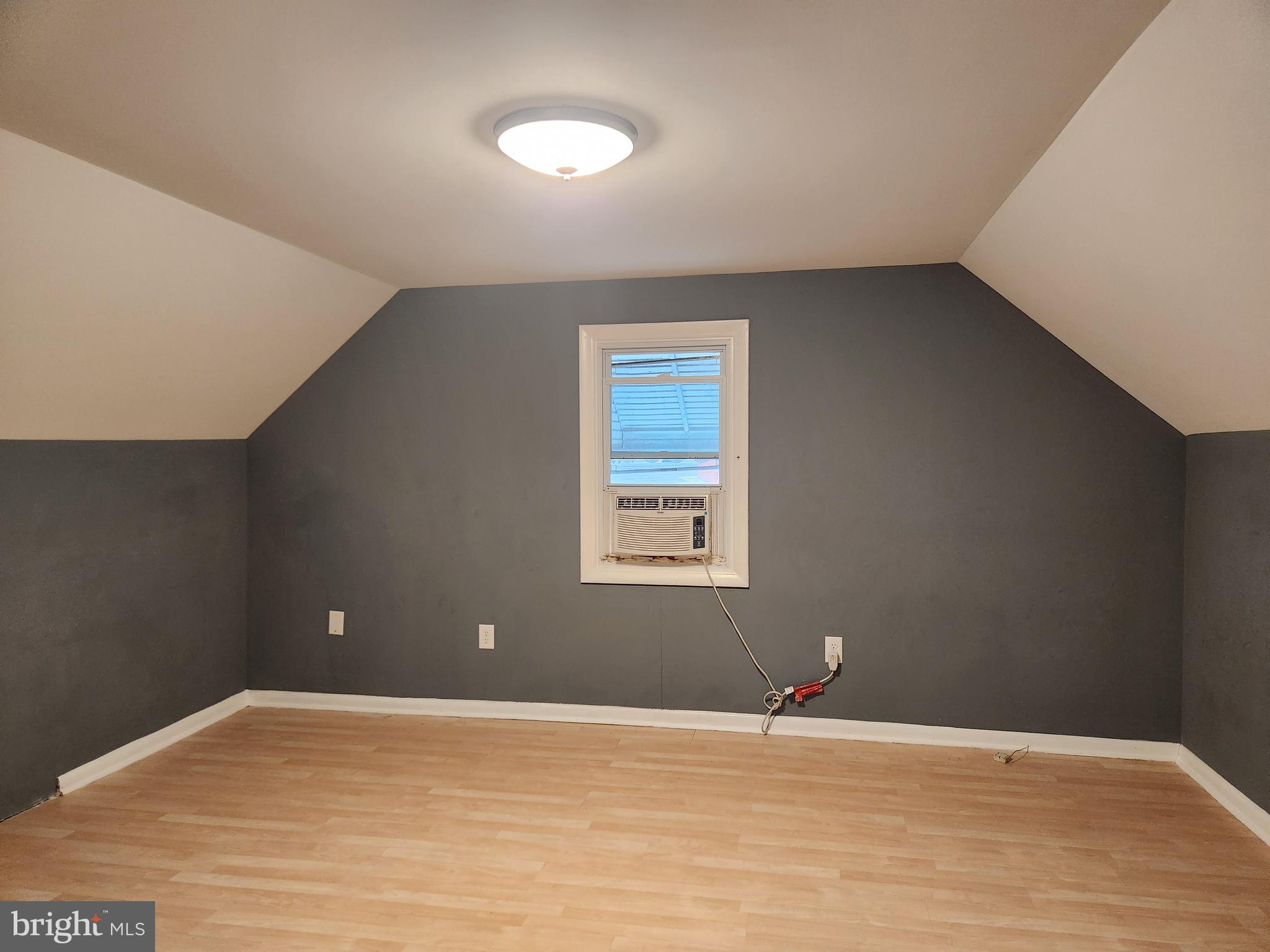 LINCOLN HEIGHTS - Residential