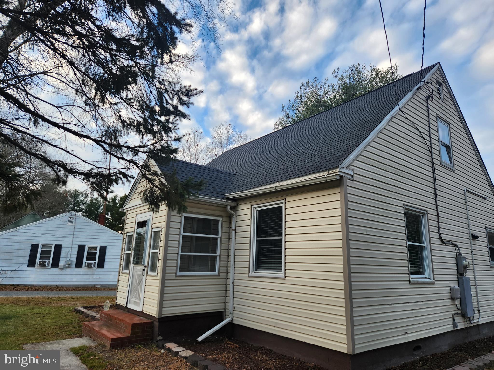 LINCOLN HEIGHTS - Residential