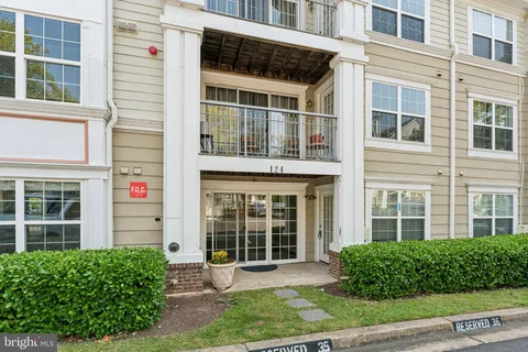 124 Kendrick Place Unit 124-18, Gaithersburg, MD 20878 - MLS#: MDMC2167794