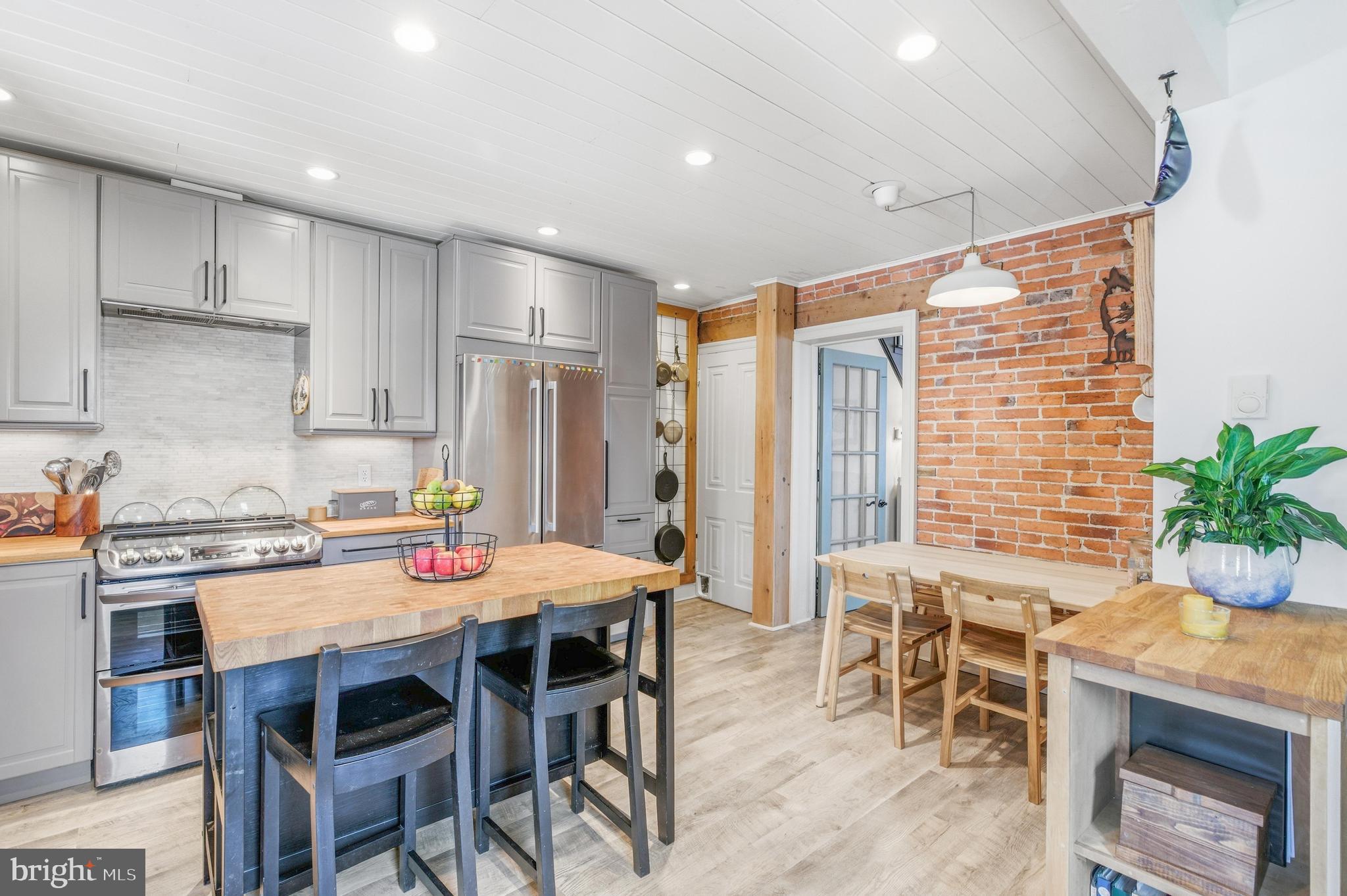 DOWNINGTOWN BORO - Residential