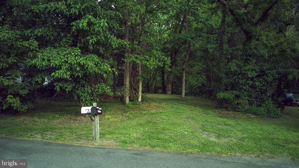 RIVER BEND LANE