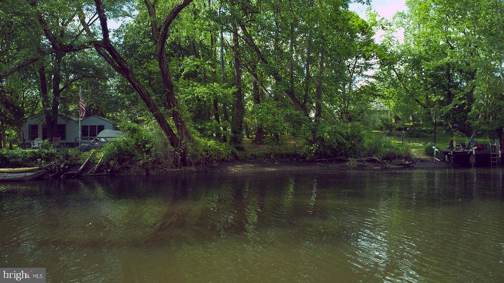 RIVER BEND LANE