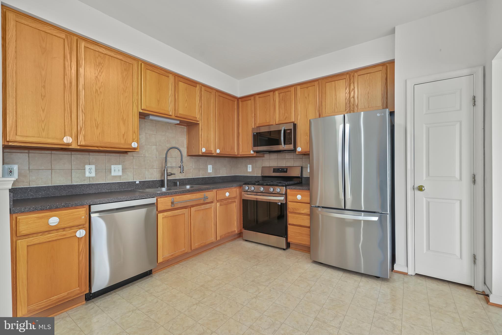 LORTON STATION SOUTH - Residential