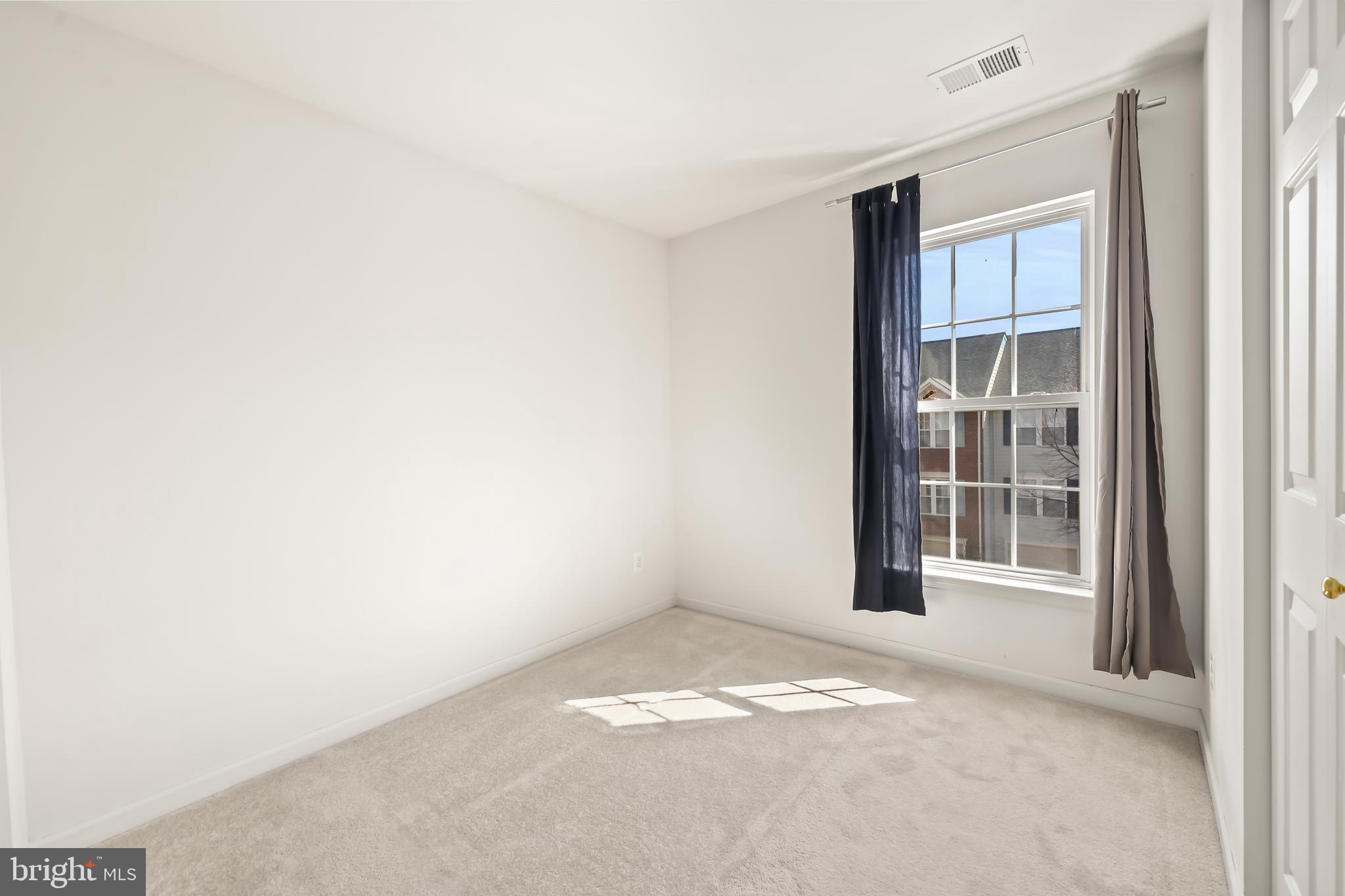 LORTON STATION SOUTH - Residential