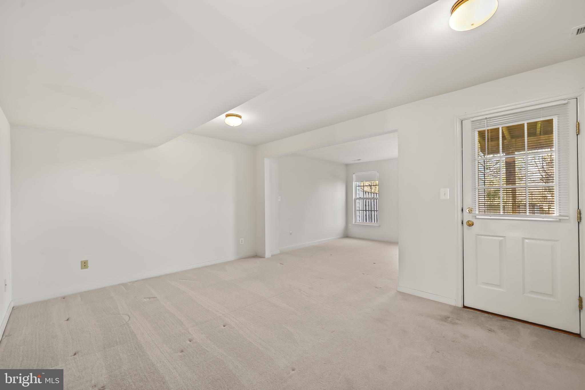 8079 HORSESHOE COTTAGE CIRCLE