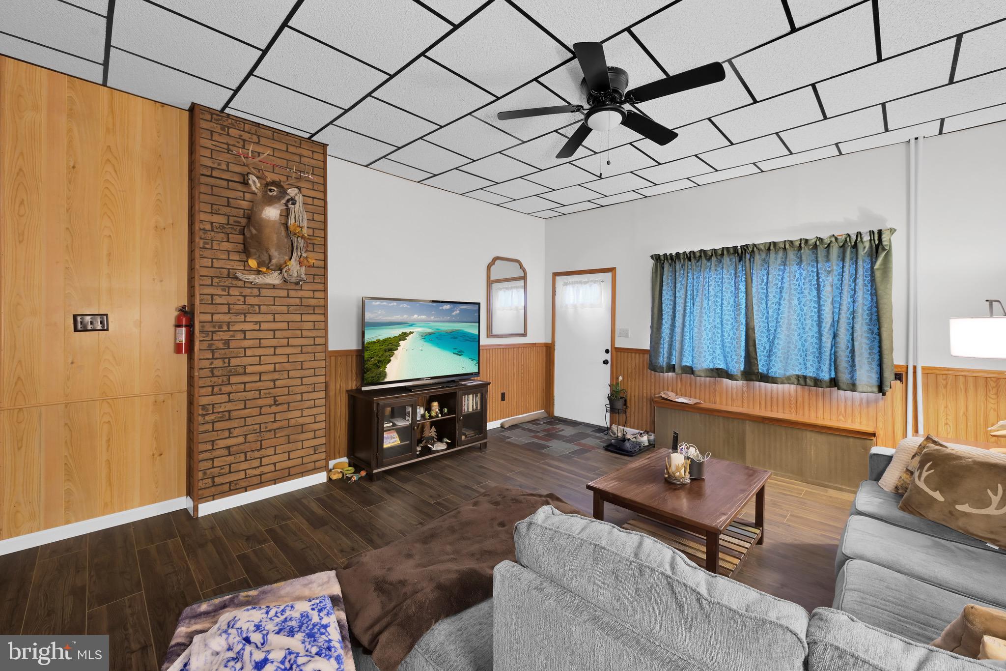 33 AVENUE A