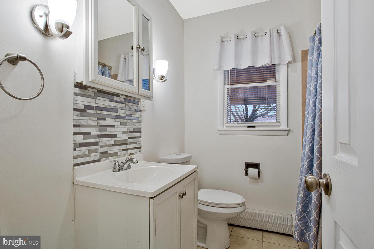 ARUNDEL HILLS - Residential