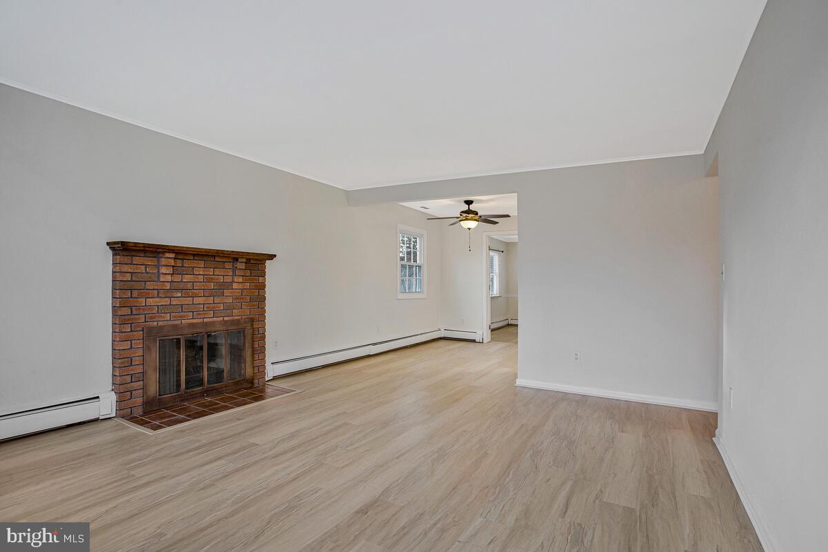 ARUNDEL HILLS - Residential