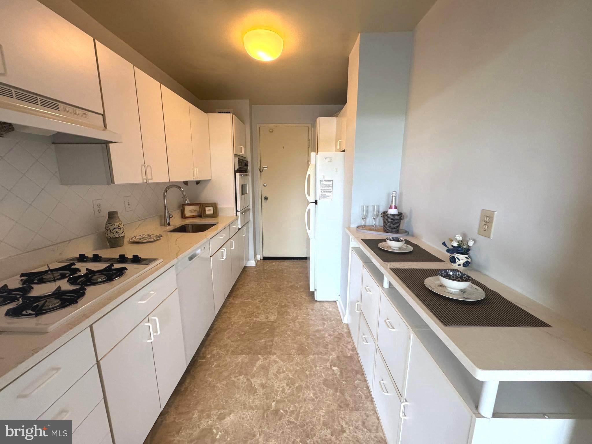 10500 ROCKVILLE PIK 614
