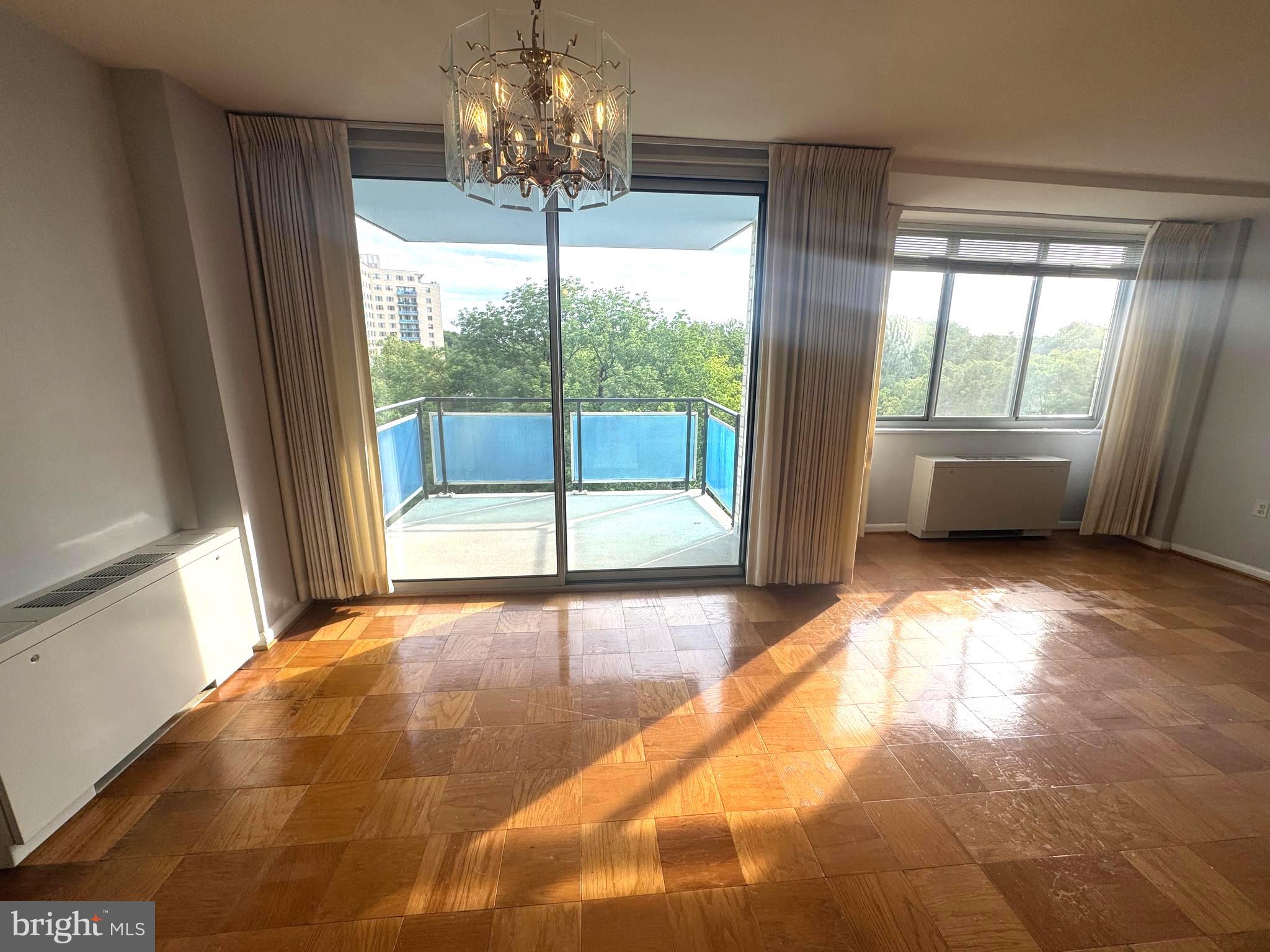 GROSVENOR PARK - Residential