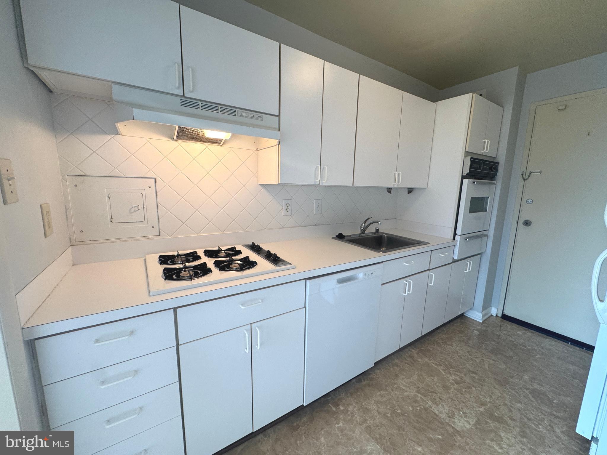 GROSVENOR PARK - Residential