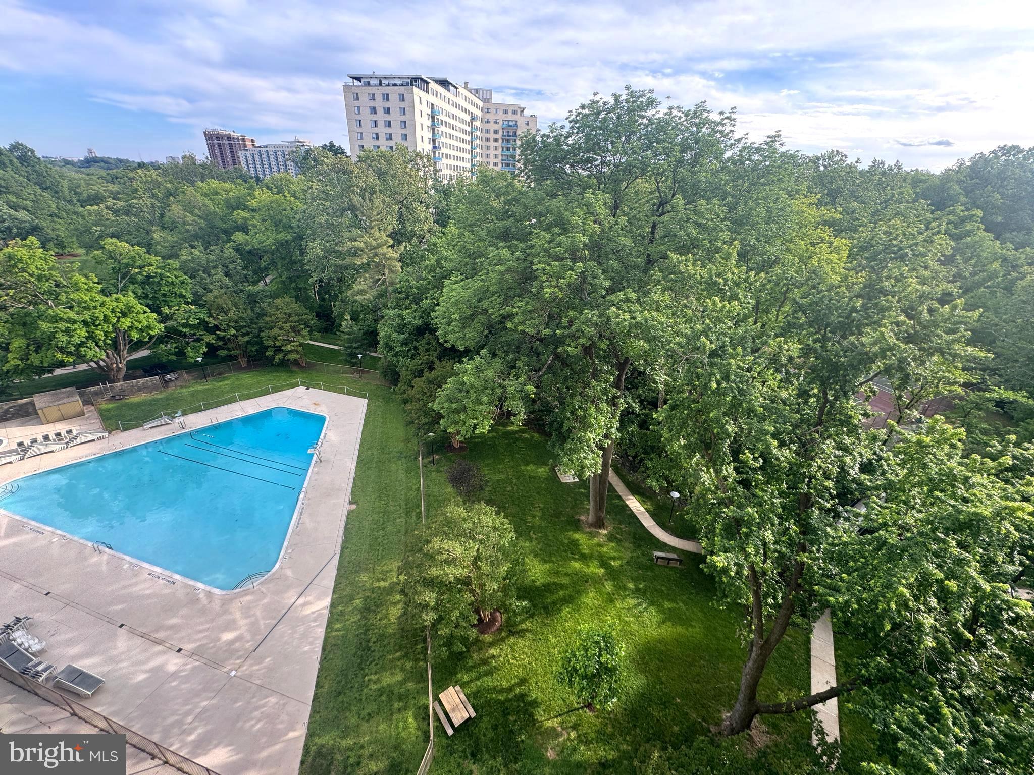 GROSVENOR PARK - Residential