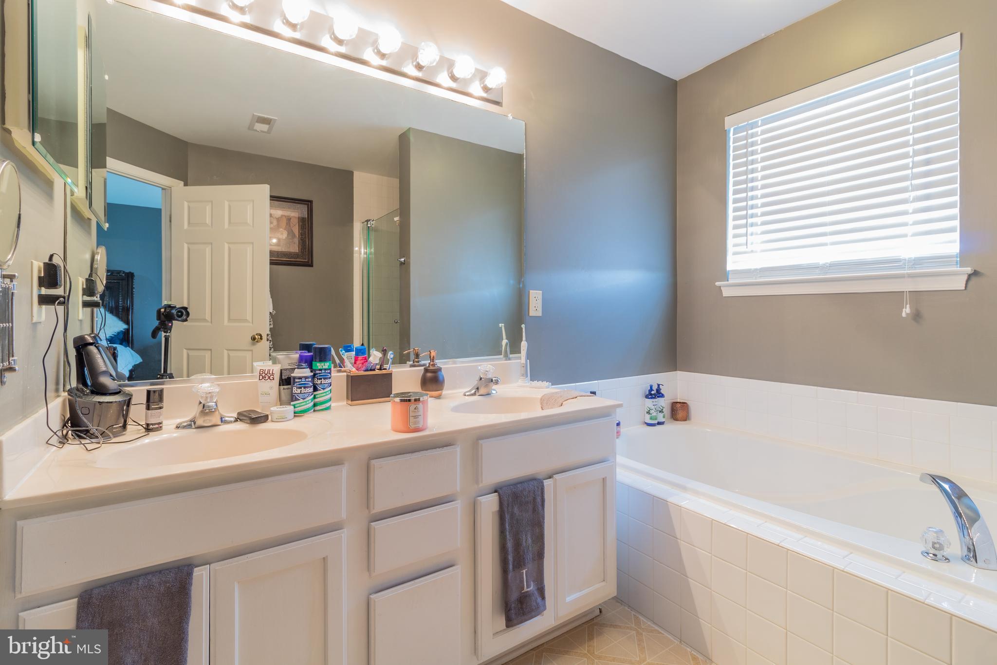 PARKEVUE (SALEM FIELDS) - Residential