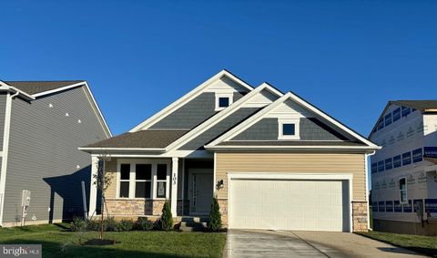 Photo of 121 Woodford Drive, STEPHENS CITY, VA 22655 (MLS # VAFV2037280)