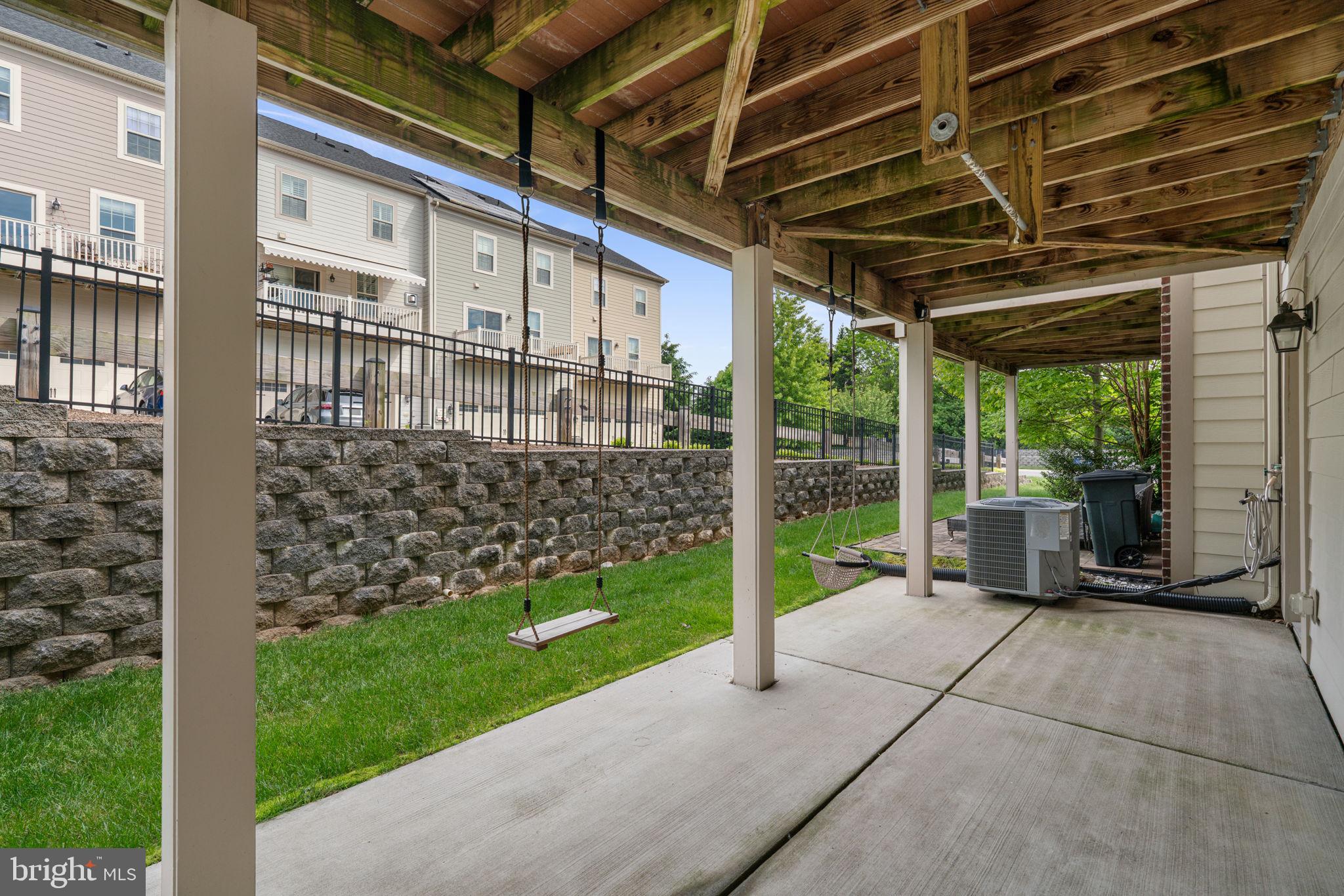 HUNT VALLEY OVERLOOK - Residential