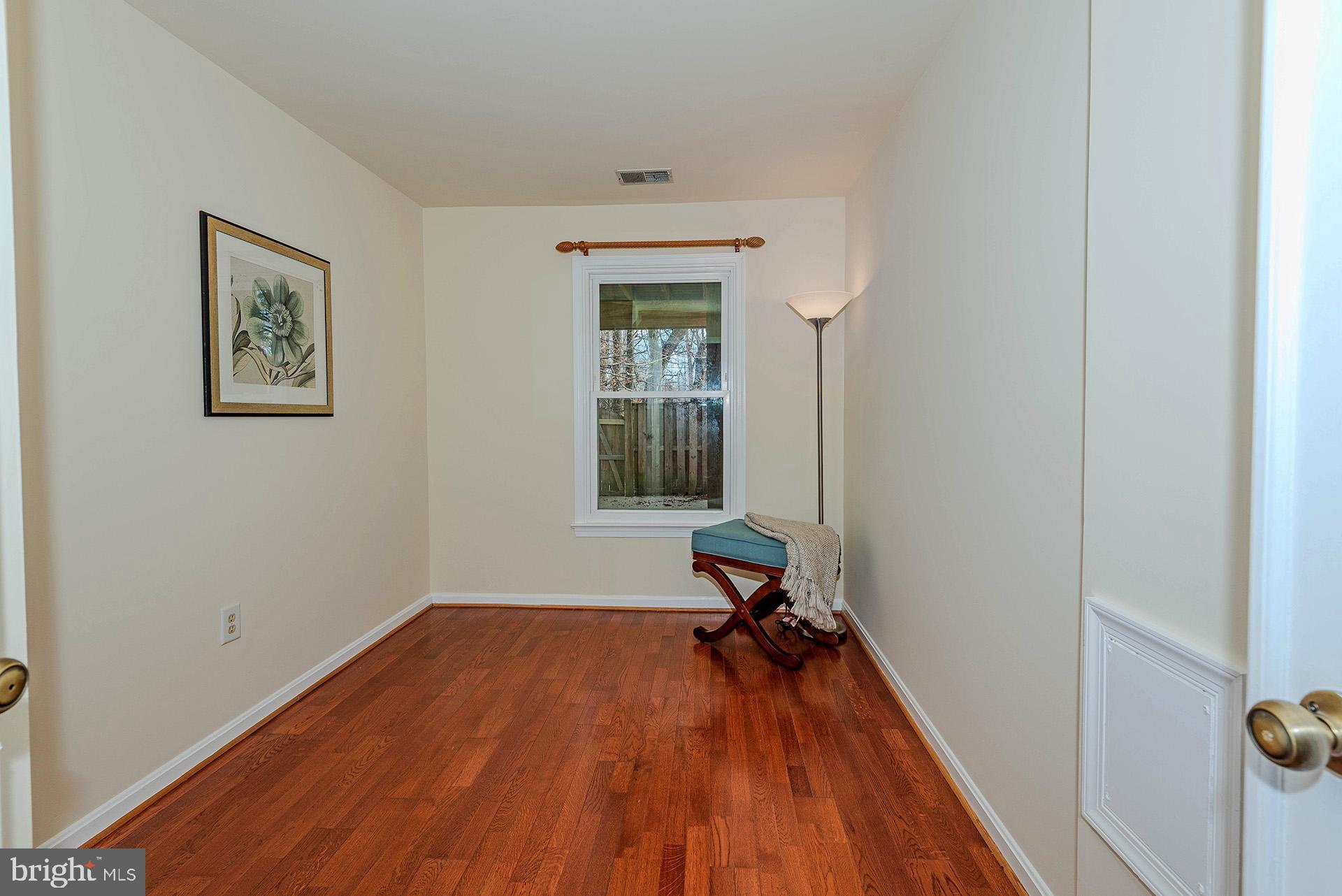 CROFTON MEADOWS - Residential