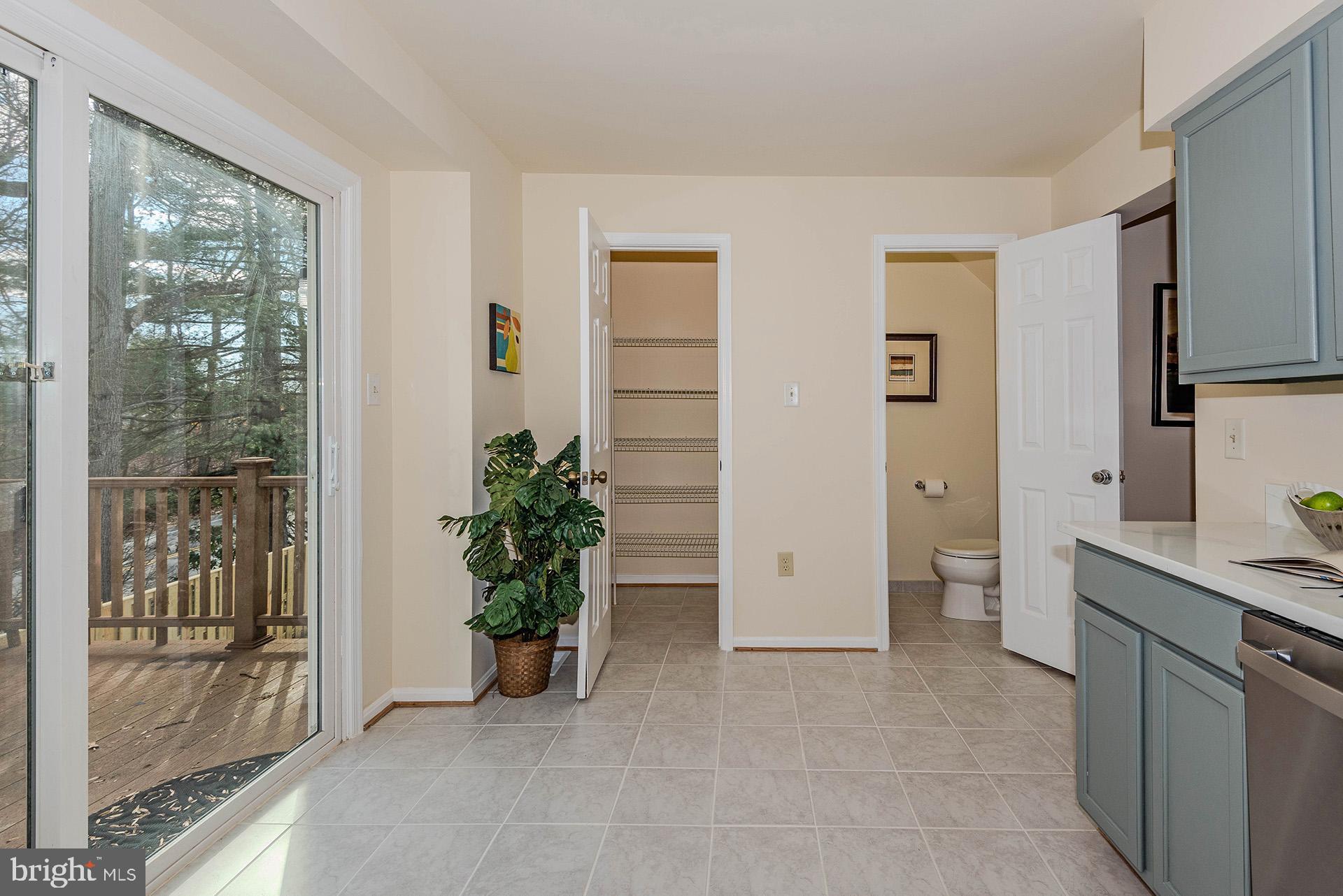 CROFTON MEADOWS - Residential