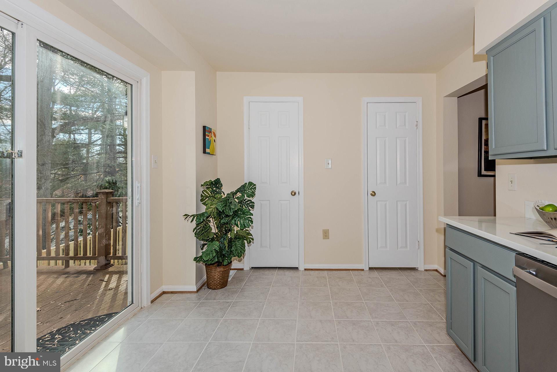 CROFTON MEADOWS - Residential