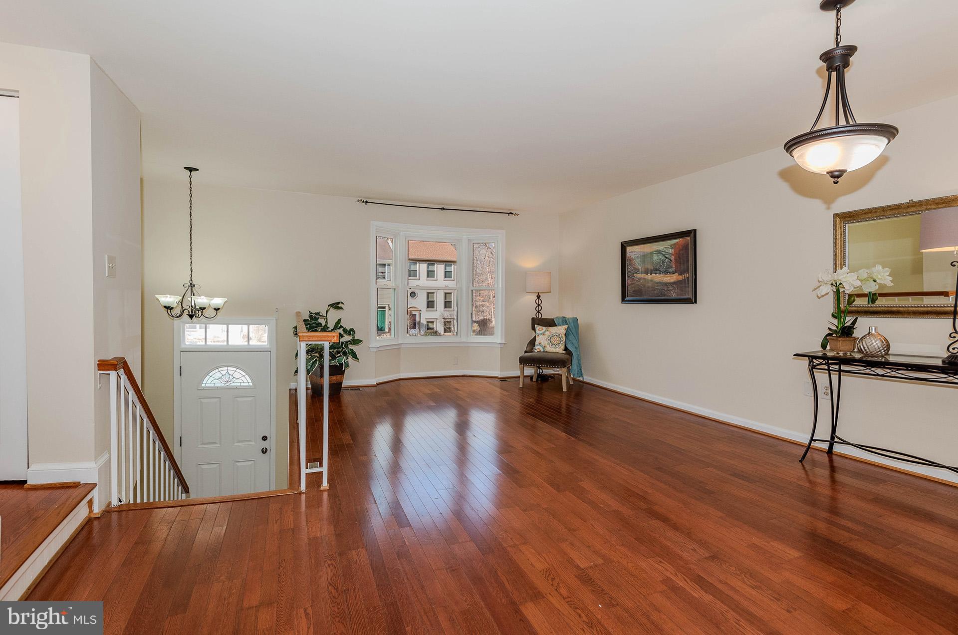 CROFTON MEADOWS - Residential